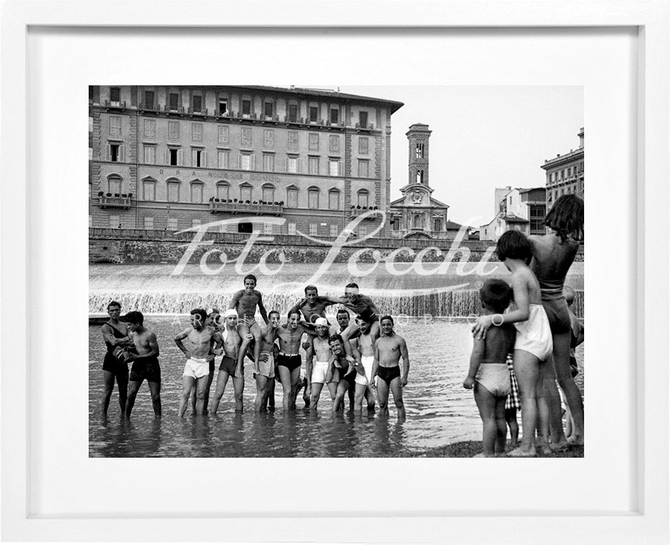 Bathing in the Arno at the Pescaia di Santa Rosa