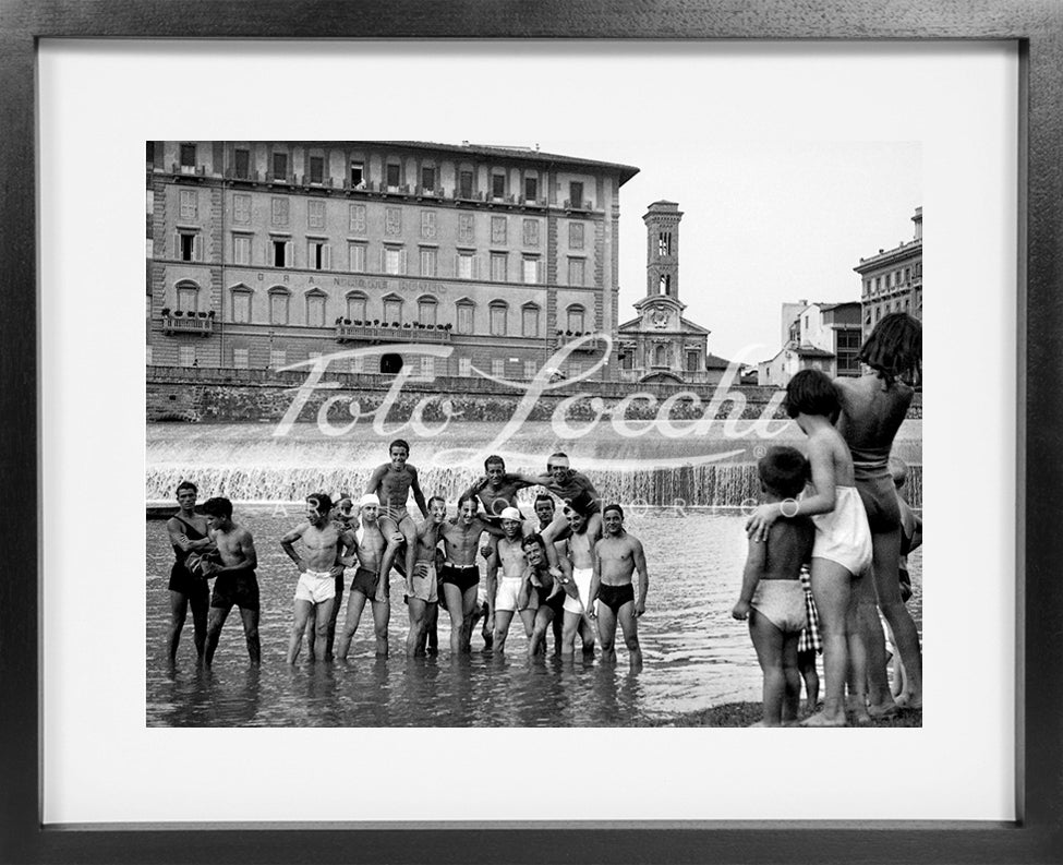 Bathing in the Arno at the Pescaia di Santa Rosa