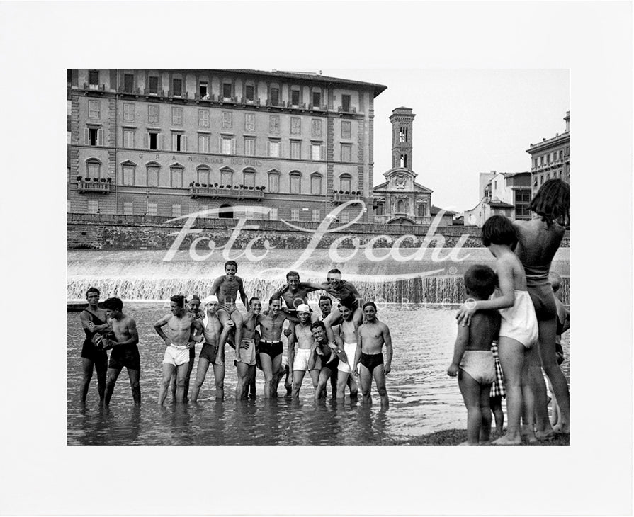 Bathing in the Arno at the Pescaia di Santa Rosa