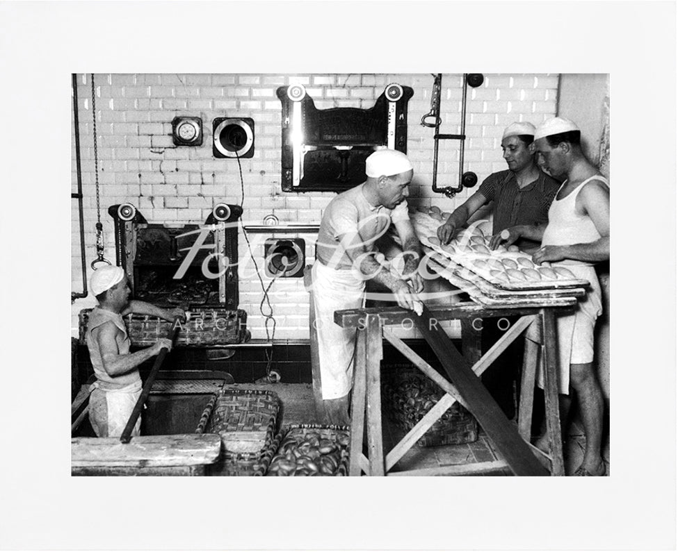 Bakers at work