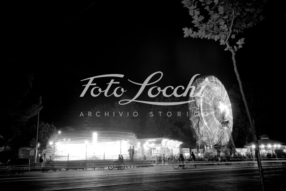 Illuminated rides in Florence