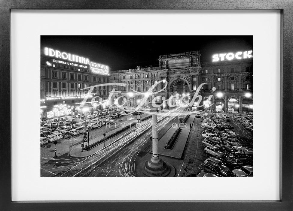 Republic Square at night