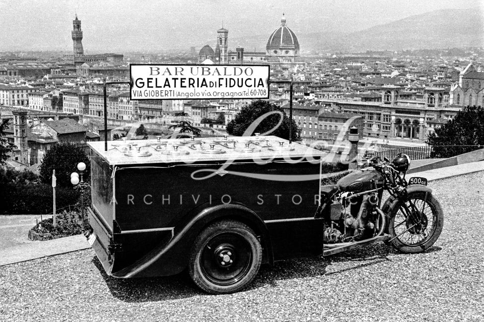 Ice cream maker "Bar Ubaldo" in Florence in 1937