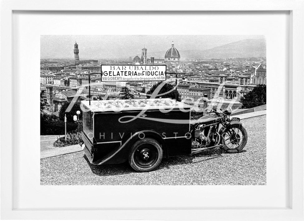 Ice cream maker "Bar Ubaldo" in Florence in 1937