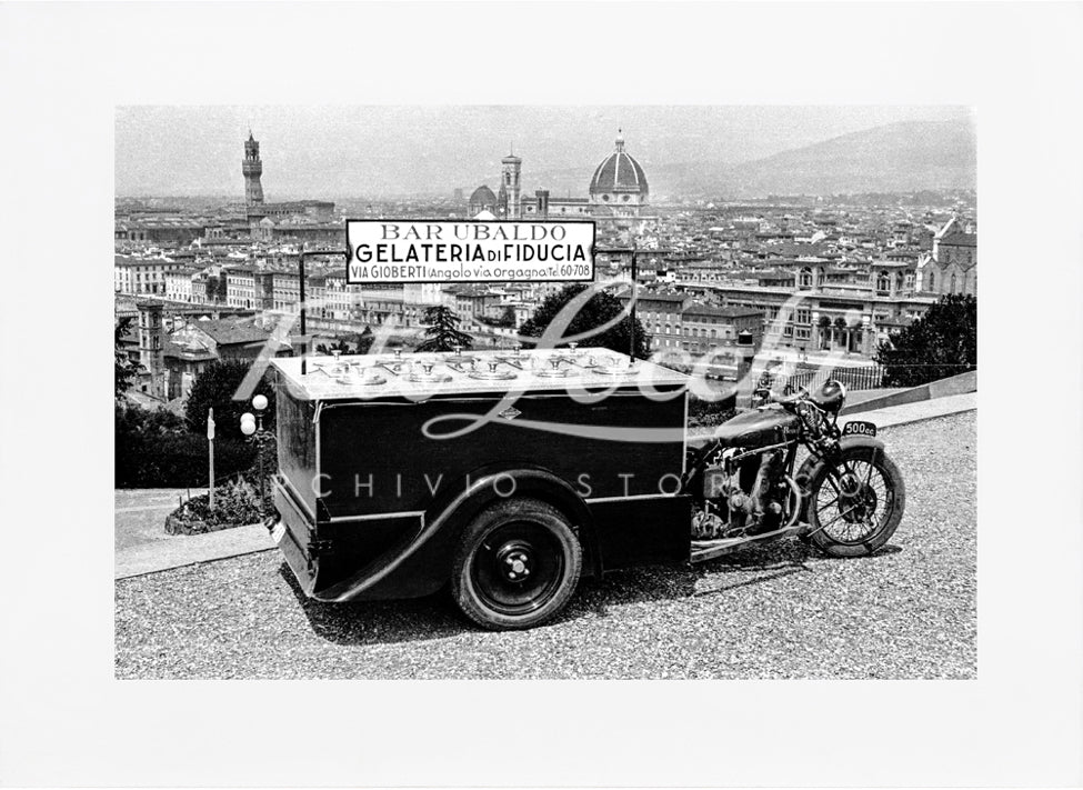 Ice cream maker "Bar Ubaldo" in Florence in 1937