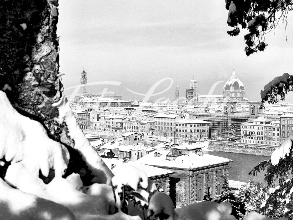 Florence under the snow in the 50s