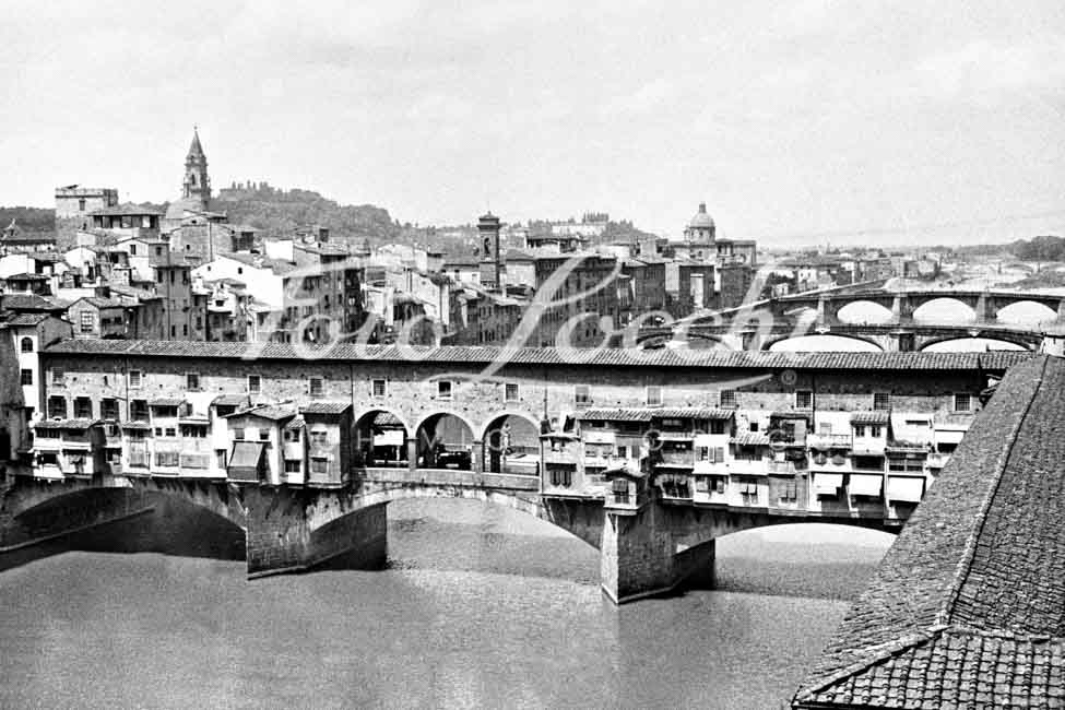 Ponte Vecchio in Florence in 1937