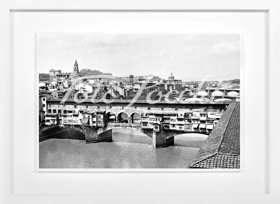 Ponte Vecchio in Florence in 1937