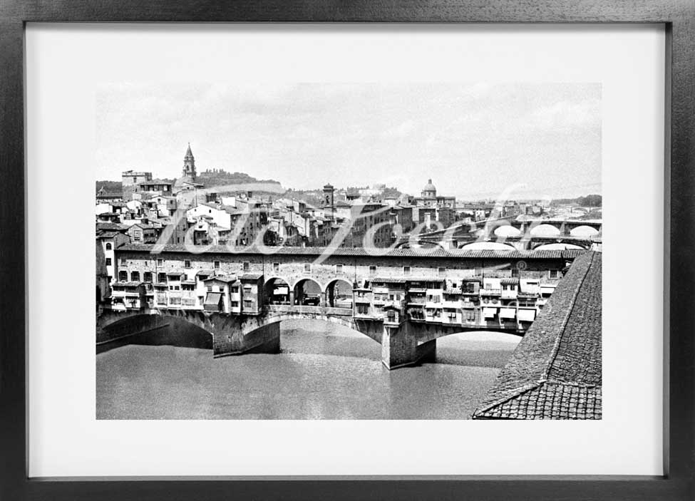 Ponte Vecchio in Florence in 1937