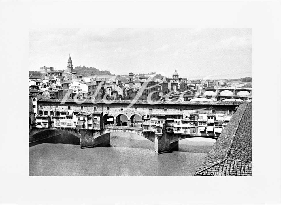 Ponte Vecchio in Florence in 1937