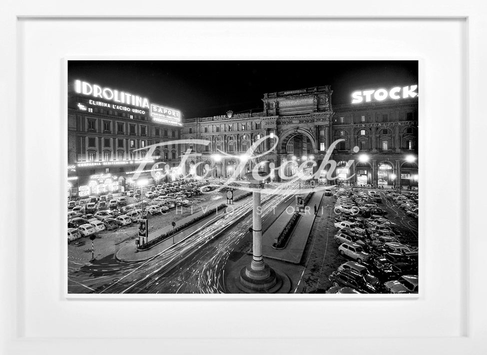 Republic Square at night